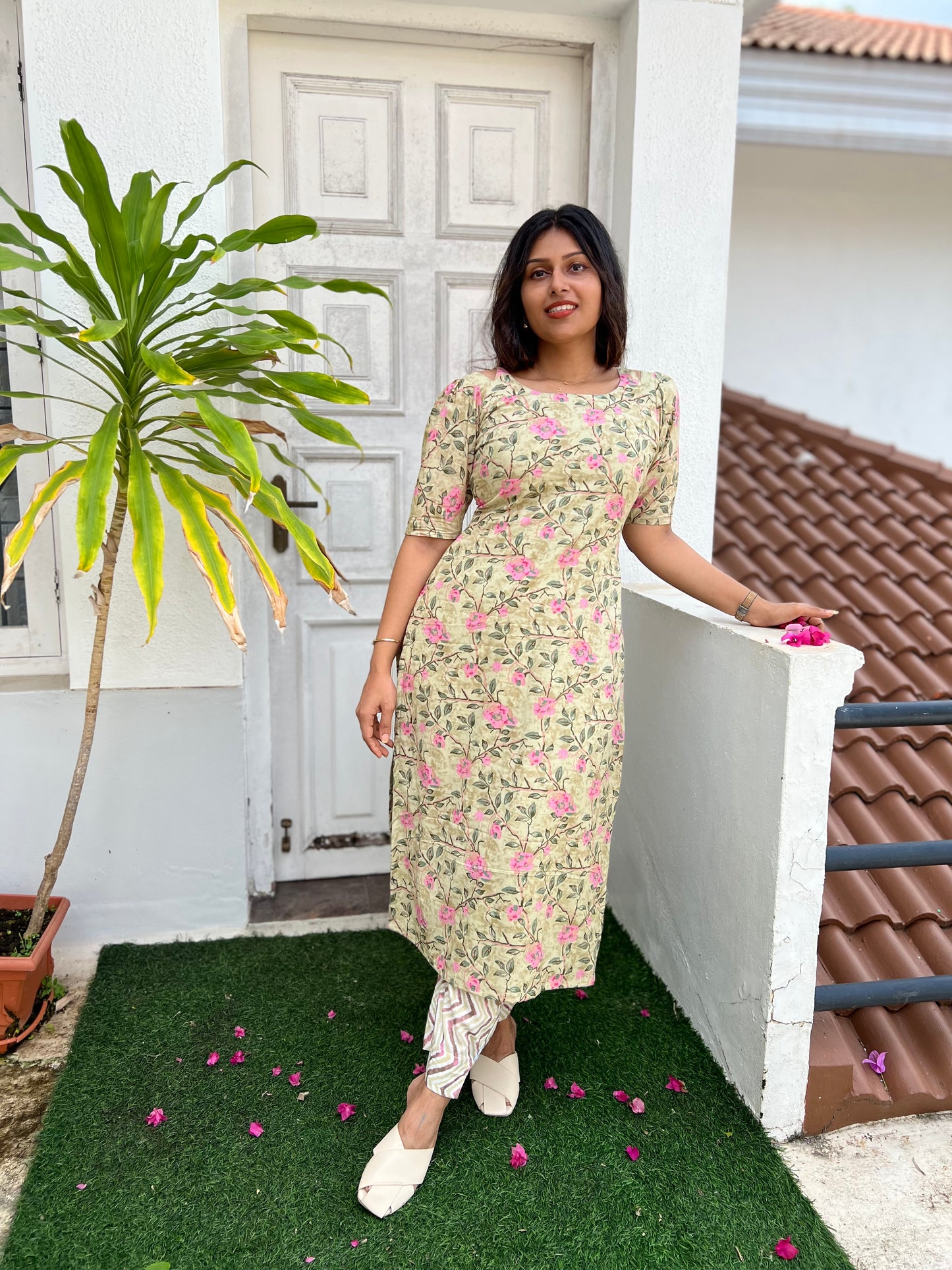 Wella-Kurti top and bottom