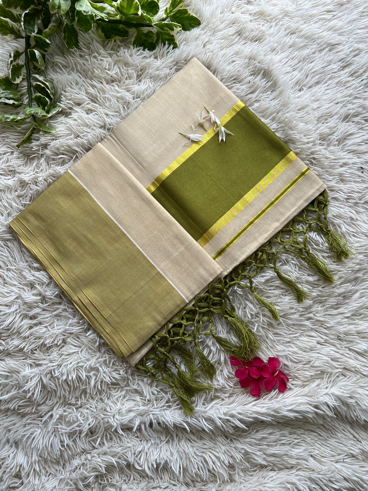 Haritha- with blouse piece