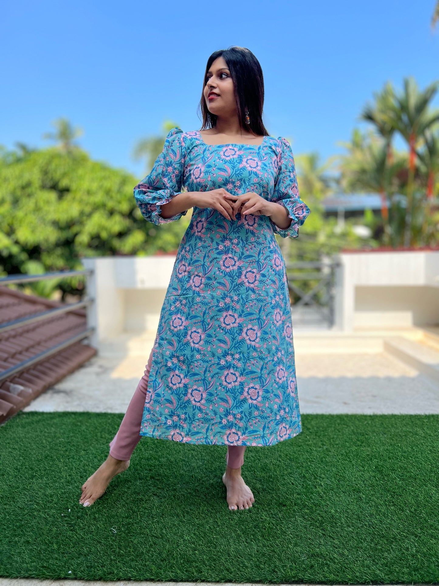 Aqua Blue Puff Sleeved Cotton Kurti