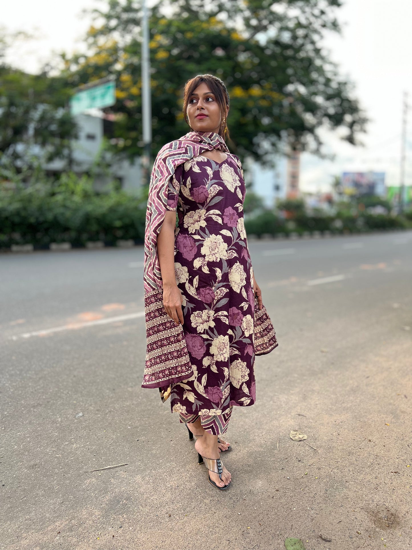 Tanisha- Kurti set with dupatta