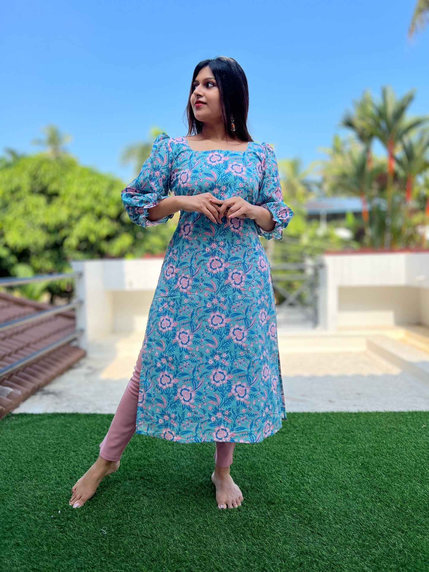 Aqua Blue Puff Sleeved Cotton Kurti