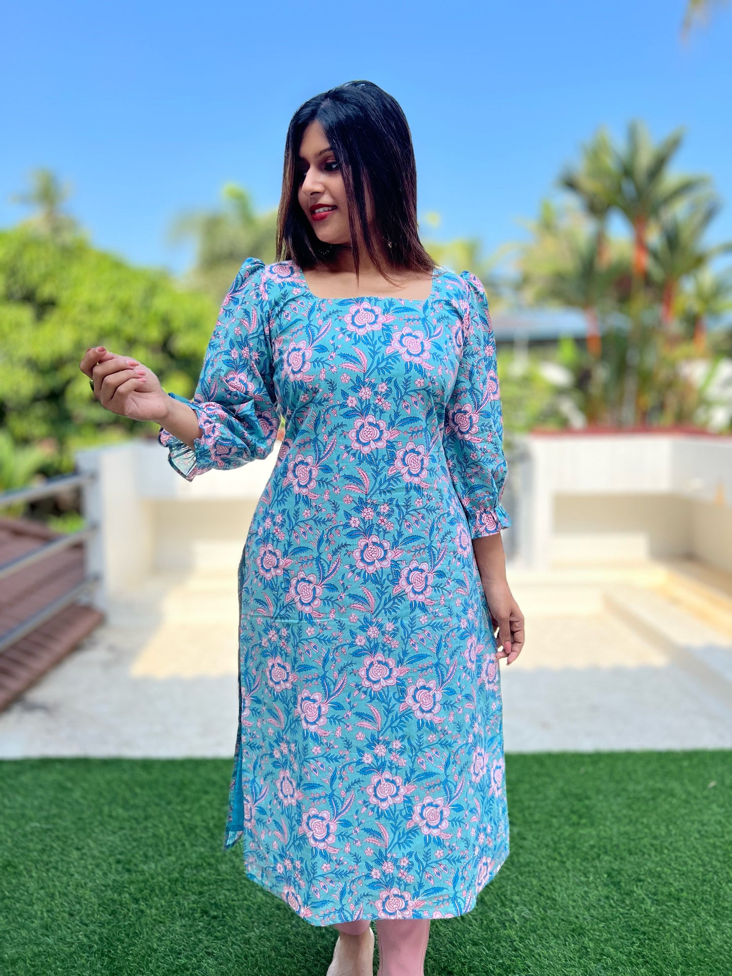 Aqua Blue Puff Sleeved Cotton Kurti