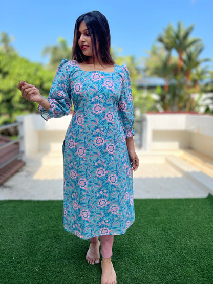 Aqua Blue Puff Sleeved Cotton Kurti
