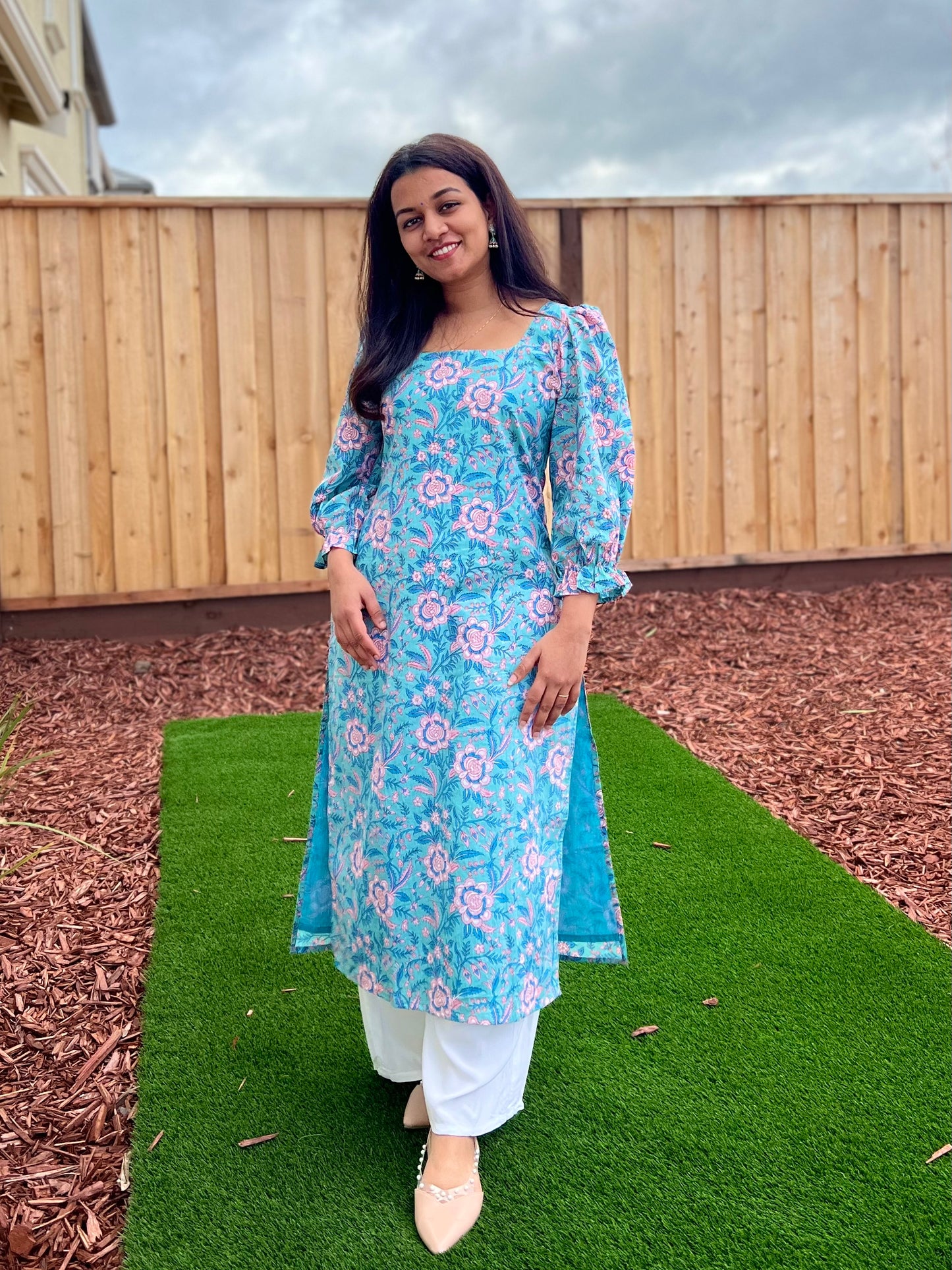 Aqua Blue Puff Sleeved Cotton Kurti